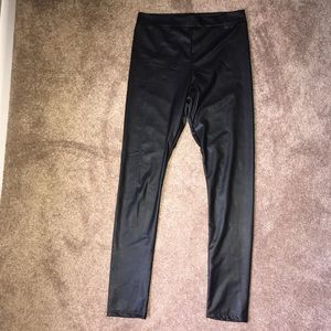 Akira pleather leggings size L
